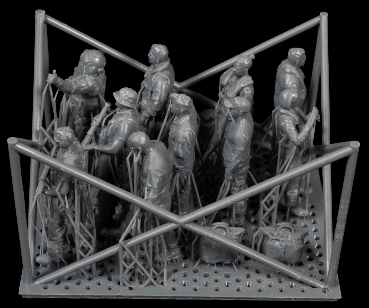 Model figures of modern RCAF pilots and ground crew 