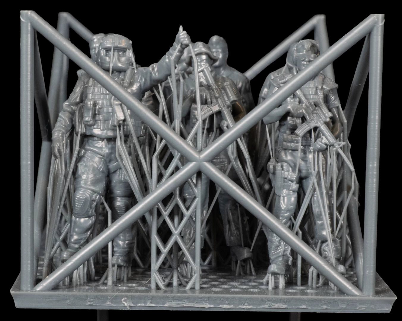 Model figures of modern RCAF pilots and ground crew 